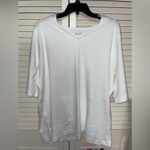 Blair White Scalloped Neck 3/4 Sleeve Shirt